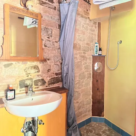 Habitación en casa particular The Reading Cat Retreat